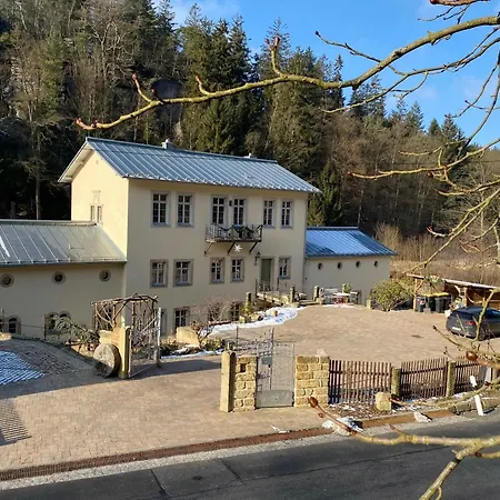 Parkblick Im Badehaus *